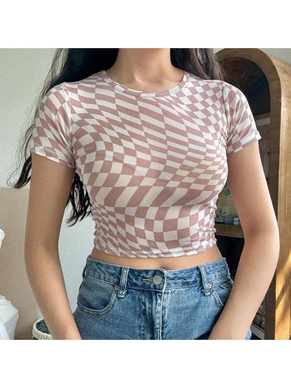 Social Scene Pink Checkered Optical Illusion Mesh Tee – Size XS